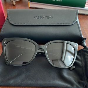 NWT Valentino Sunglasses